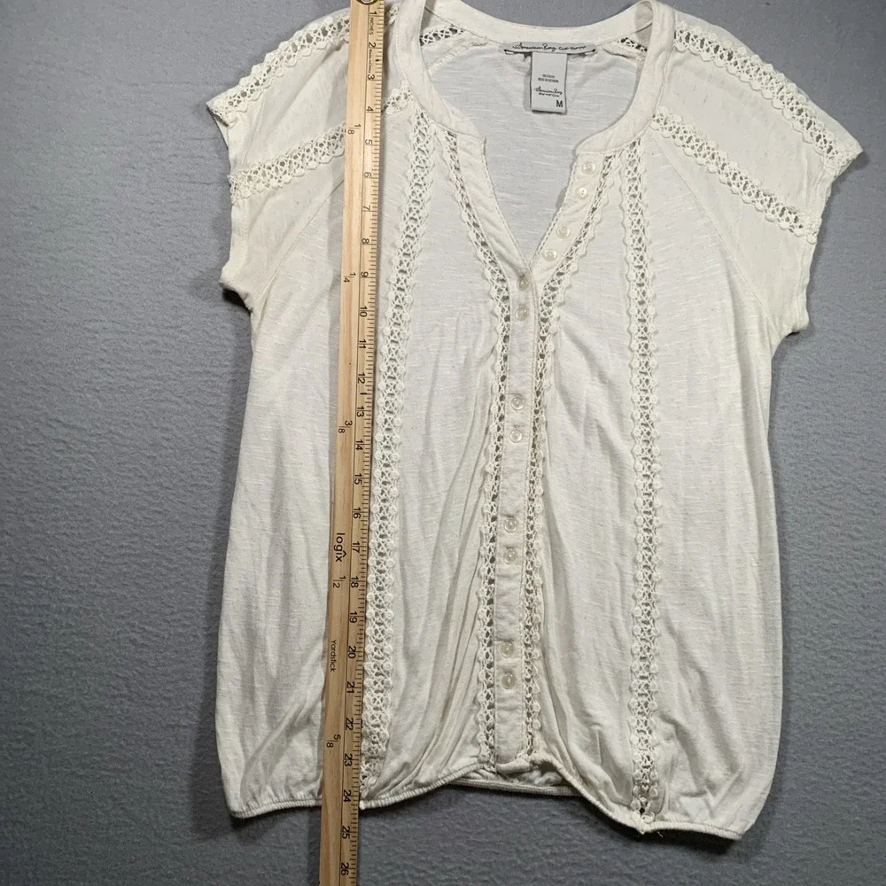 American Rag Oatmeal Crochet Trim Button Front Top Blouse' Ladies Medium - Picture 3 of 7